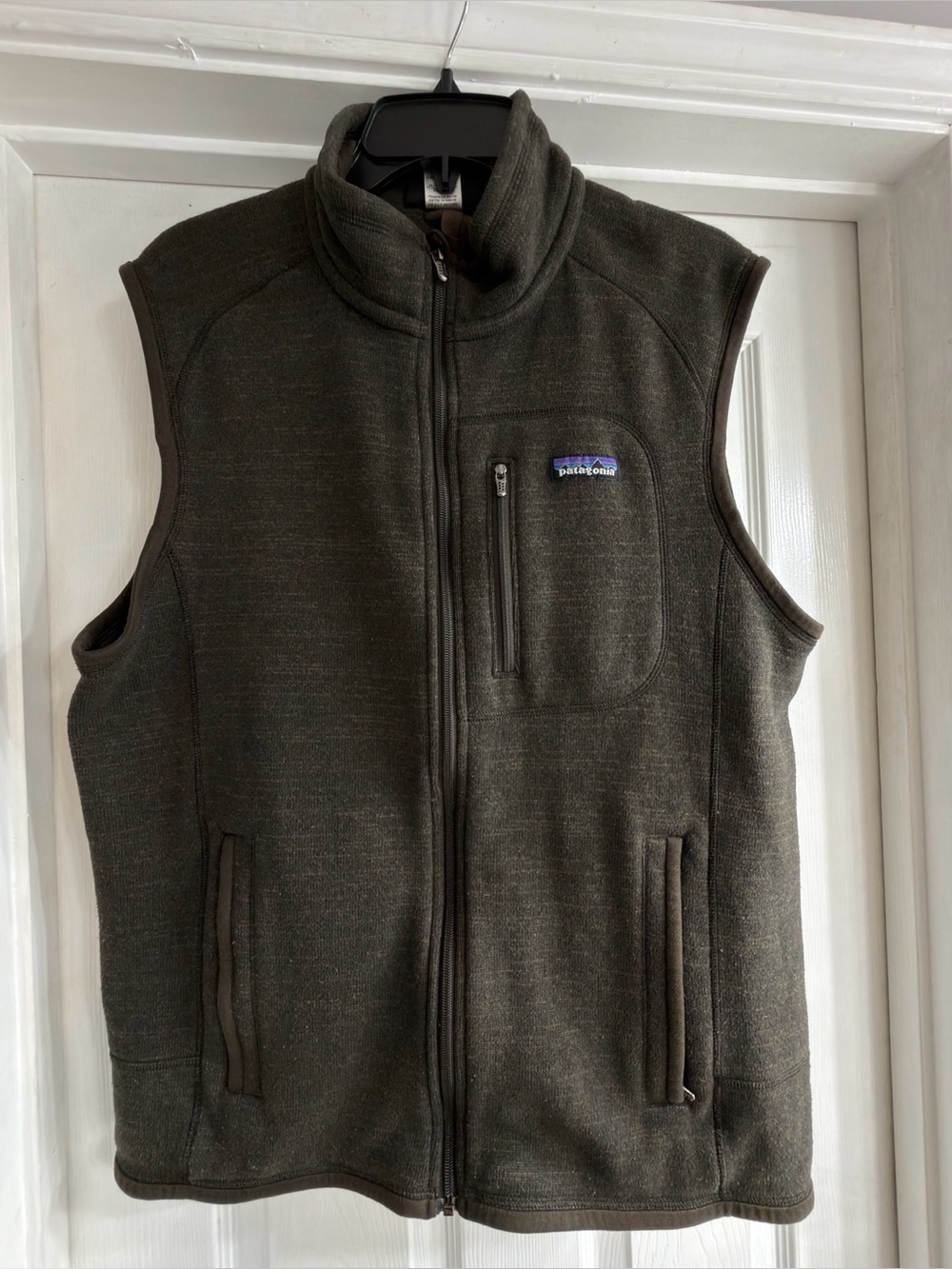 Patagonia Men’s Olive Green Full-Zip Fleece Vest